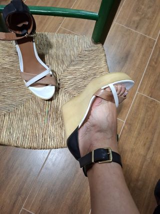 Sandalias Venetti piel blancas y marrón