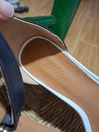 Sandalias Venetti piel blancas y marrón