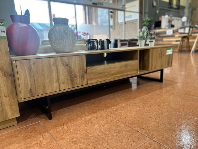 Mueble TV industrial 2 puertas