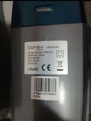 Aspiradora escoba Cecotec 2 en 1