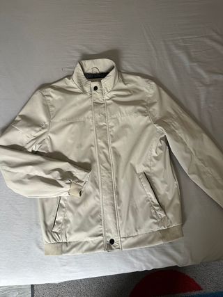 Casaca beige hombre