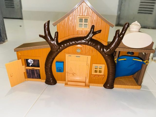 Casa Masha y el Oso con accesorios y música