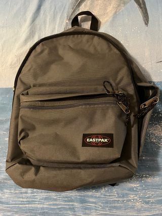 Mochila Eastpak gris - Out of office