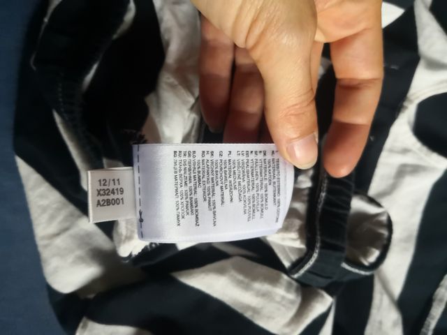 Camiseta Adidas rayas blancas y negras