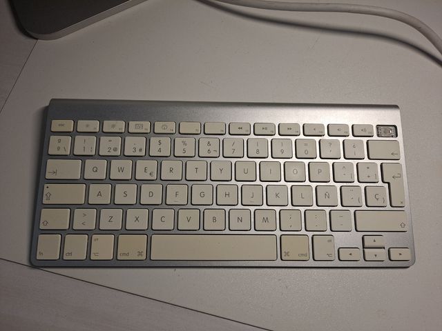 iMac A1224 Apple Blanco Plata