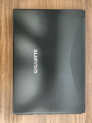 Portátil Gigabyte Aero 15 i7 8ª Gen