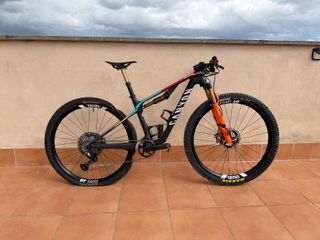 Canyon Lux World Cup CF - Talla S