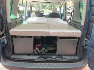Mueble camper Renault Kangoo y accesorios