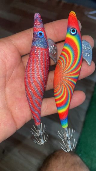 Señuelos de calamar artesanales