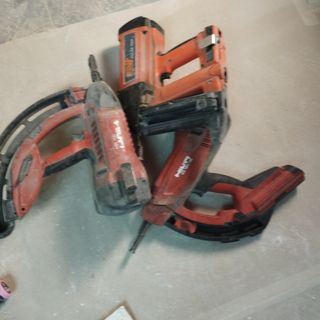 2 Clavadoras Hilti 1 spit700- Recambios