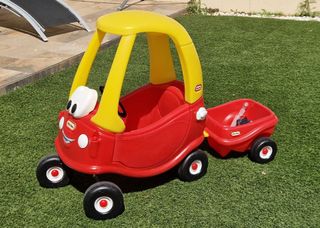 Coche Little Tikes rojo