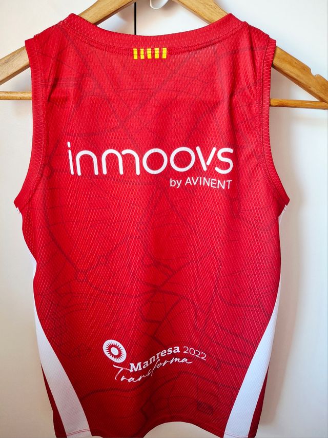 Camiseta Baxi Manresa niñ@ talla 10 como NUEVA