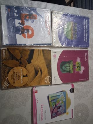 Libros de 1°primero de bachillerato 
