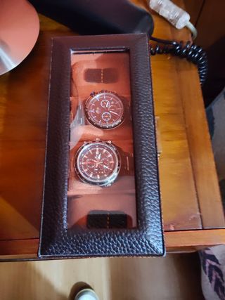 Estuche relojes - 4 compartimentos
