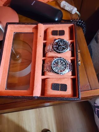 Estuche relojes - 4 compartimentos