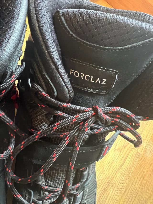 Botas trekking  nº48 FORCLAZ Trek700