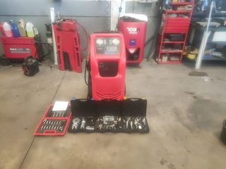 Máquina cambio y limpieza para cajas de cambios 