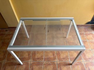 Mesa extensible IKEA GLIVARP blanca
