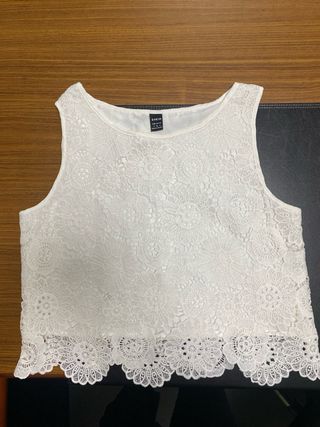 Top SHEIN encaje blanco T-S