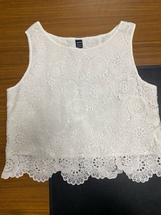Top SHEIN encaje blanco T-S