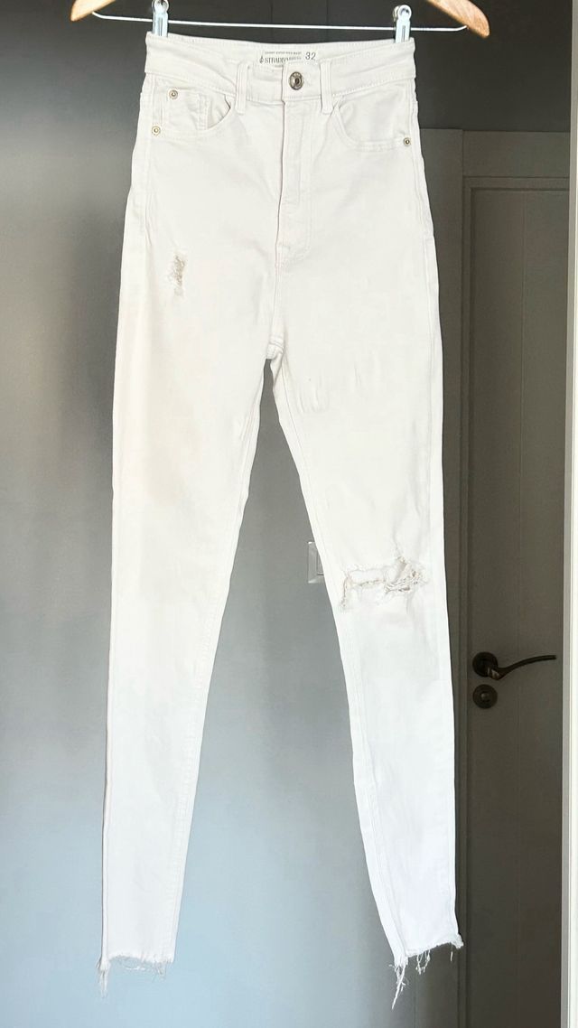 Vaqueros pitillo rotos 