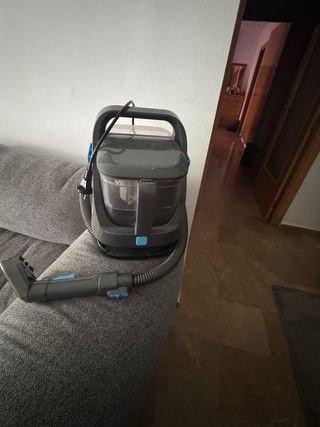 Aspiradora limpieza sofás