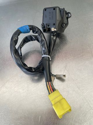 piña Izquierda Suzuki Burgman 250 '07