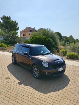 MINI CLUBMAN JOHN COOPER WORKS 211CV