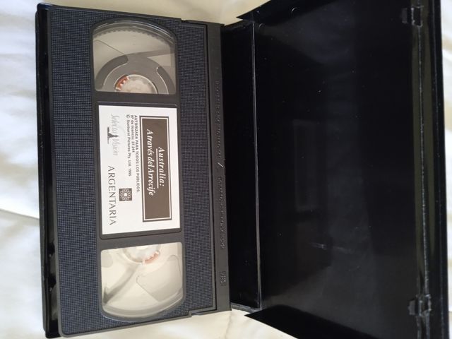 Australia: A través del Arrecife (VHS)