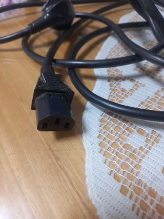 Cable de alimentación