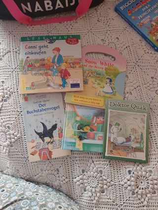 Lote 5 libros para niños en alemán.