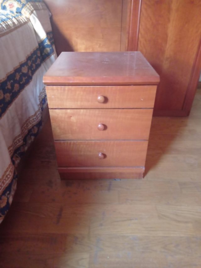 2 Mesitas noche madera (2)