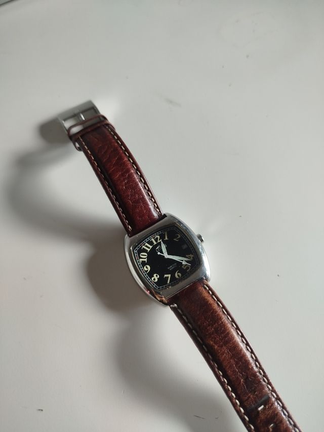 Reloj Lotus marrón vintage