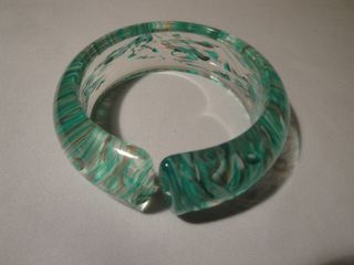 Pulsera plástico duro | Verde-blanco
