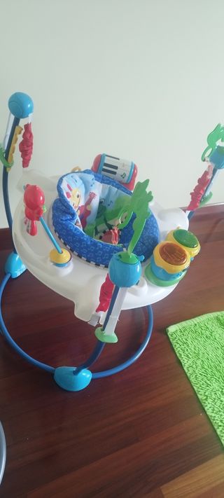 Saltador Bebé Musical