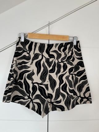 Bermudas lino Zara talla M - beige/negro