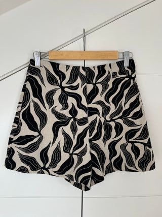 Bermudas lino Zara talla M - beige/negro