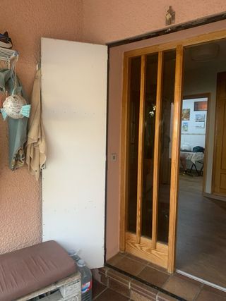 Puerta exterior hierro medidas:
