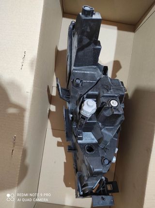 Faro Mazda CX-30 derecho