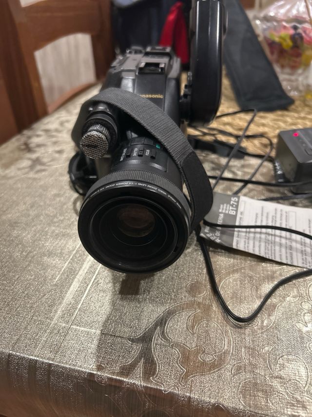 Panasonic G120 - Cámara Vídeo decirme precios