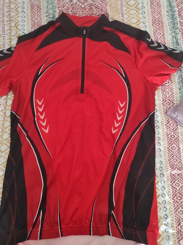 Maillot ciclismo rojo-negro