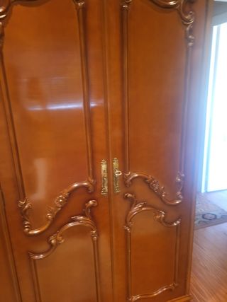 Armario madera 4 puertas estilo clásico