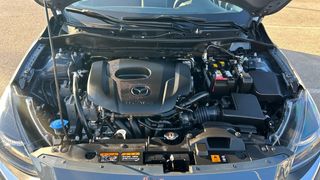 Mazda 2 1.5 E-SKYACTIV-G 66KW HOMURA (8 SCREEN) 90 5P