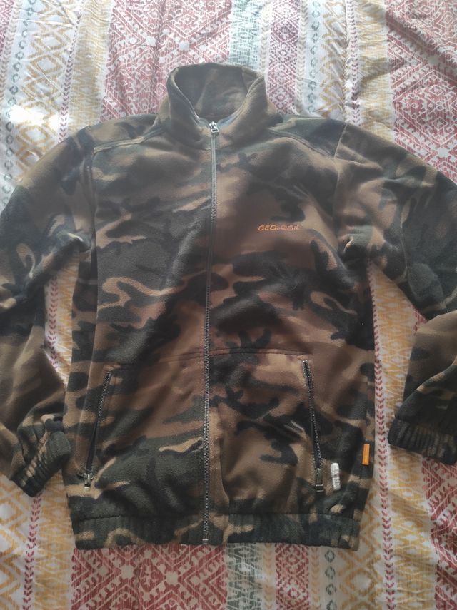 Forro Polar GeoLogical  Niño(12 años)o talla S