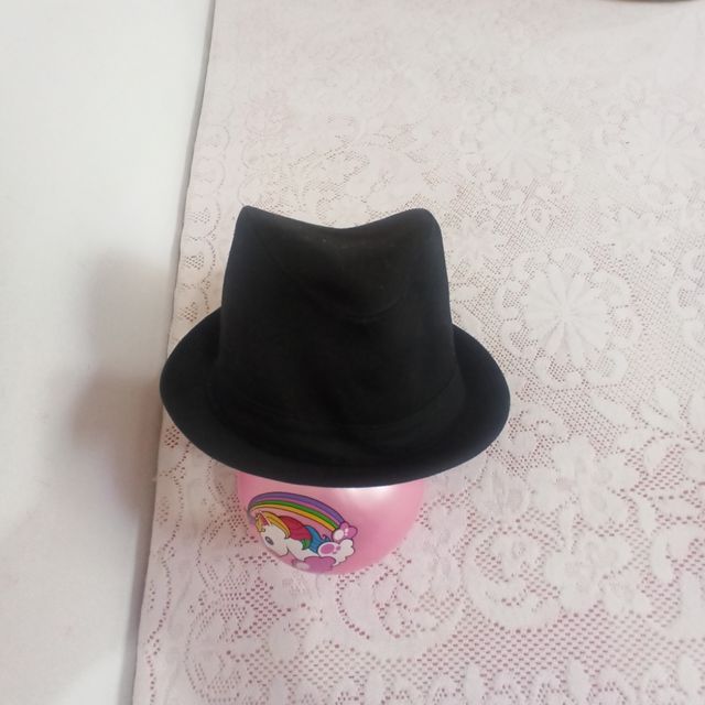 Sombrero negro fedora