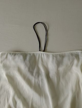Blusa blanca c/encaje negro