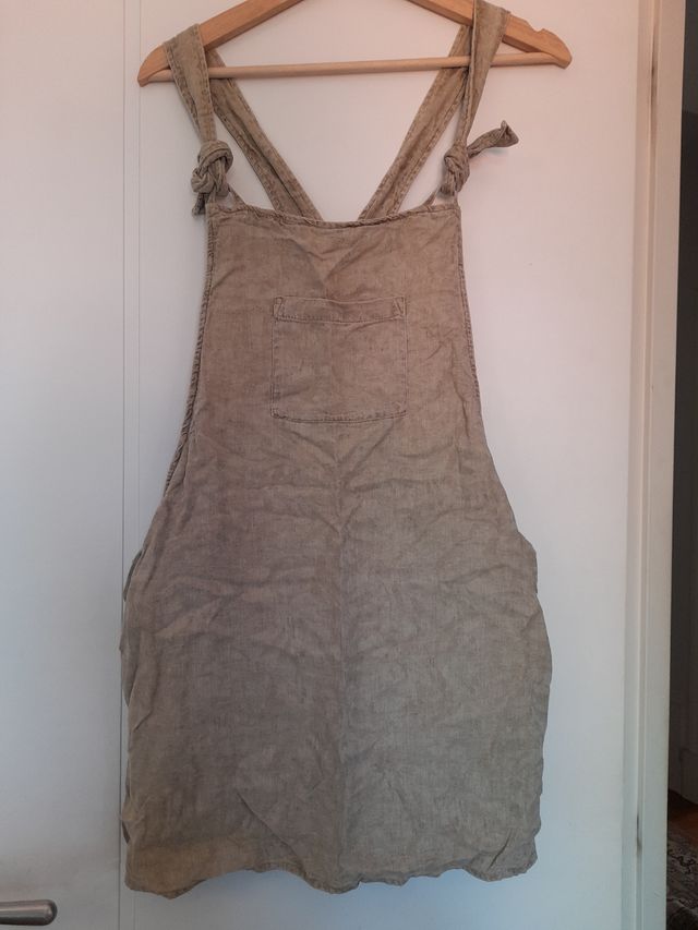 Vestido peto beige Pull&Bear - Talla S