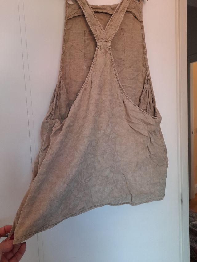 Vestido peto beige Pull&Bear - Talla S