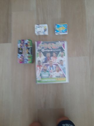 Álbum cromos fútbol + 170 cartas