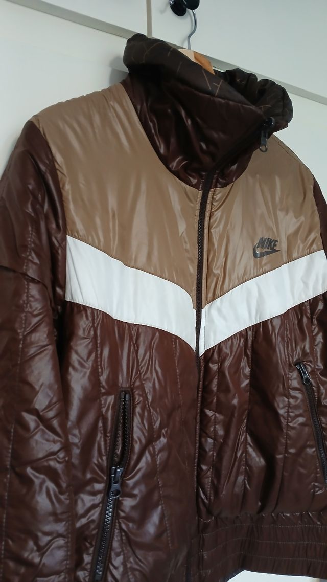 Chaqueta reversible Nike marrón